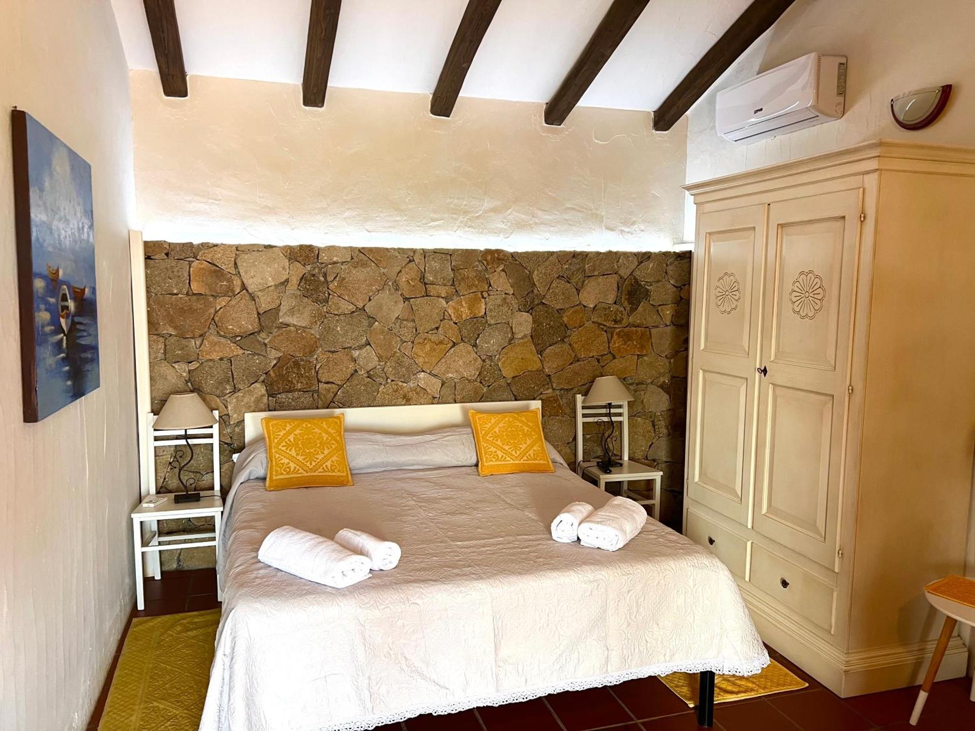 Antico Casale Del Poggio Hotel Capoterra Bagian luar foto
